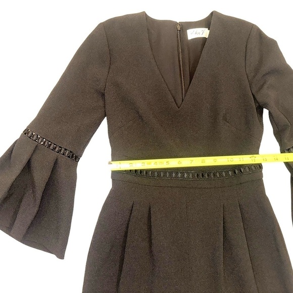 ELIZA J Bell Sleeve Wide Leg JUMPSUIT SIZE 2, BLACK from NORDSTROM - Picture 12 of 16